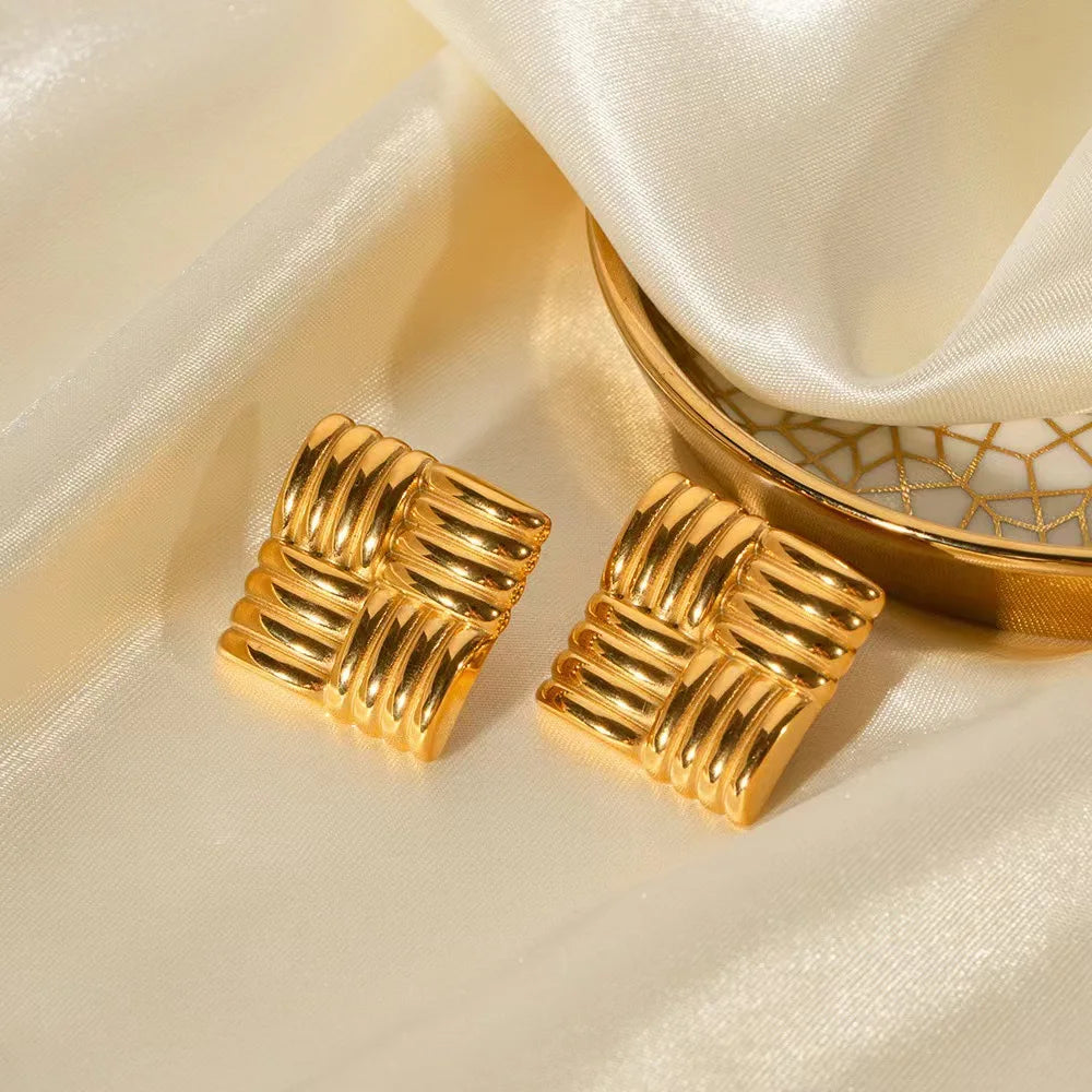 2 Pair Set Gold SIlver Color Knot Hoop Earring Set For Women Shiny Plating Trendy Earring Stud Cute Daily Wear Jewelry Set